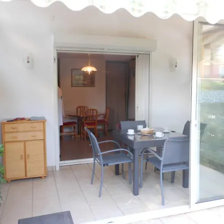 Lägenhet Appt 3 Pieces 37m2 Et Terrasse 11m2 Ref 4055 Le Castellas